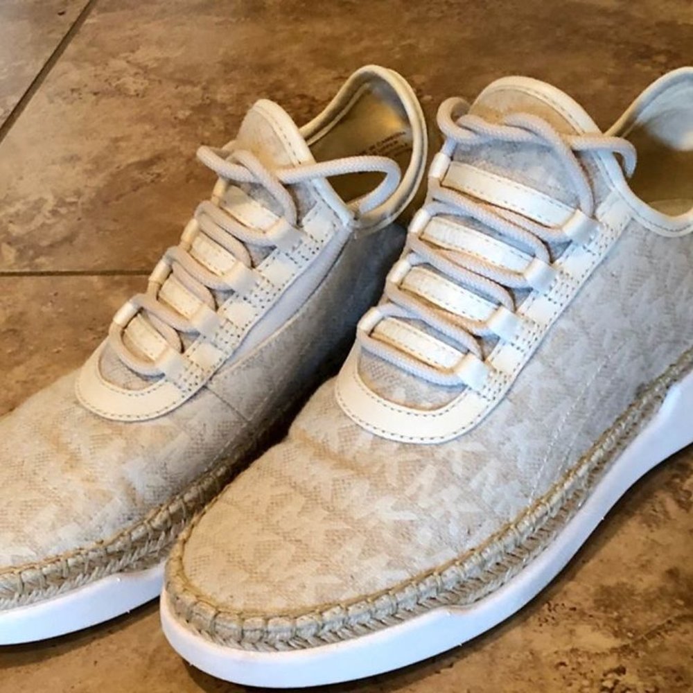 MICHAEL Michael Kors Womens Finch Lace Up Sneaker